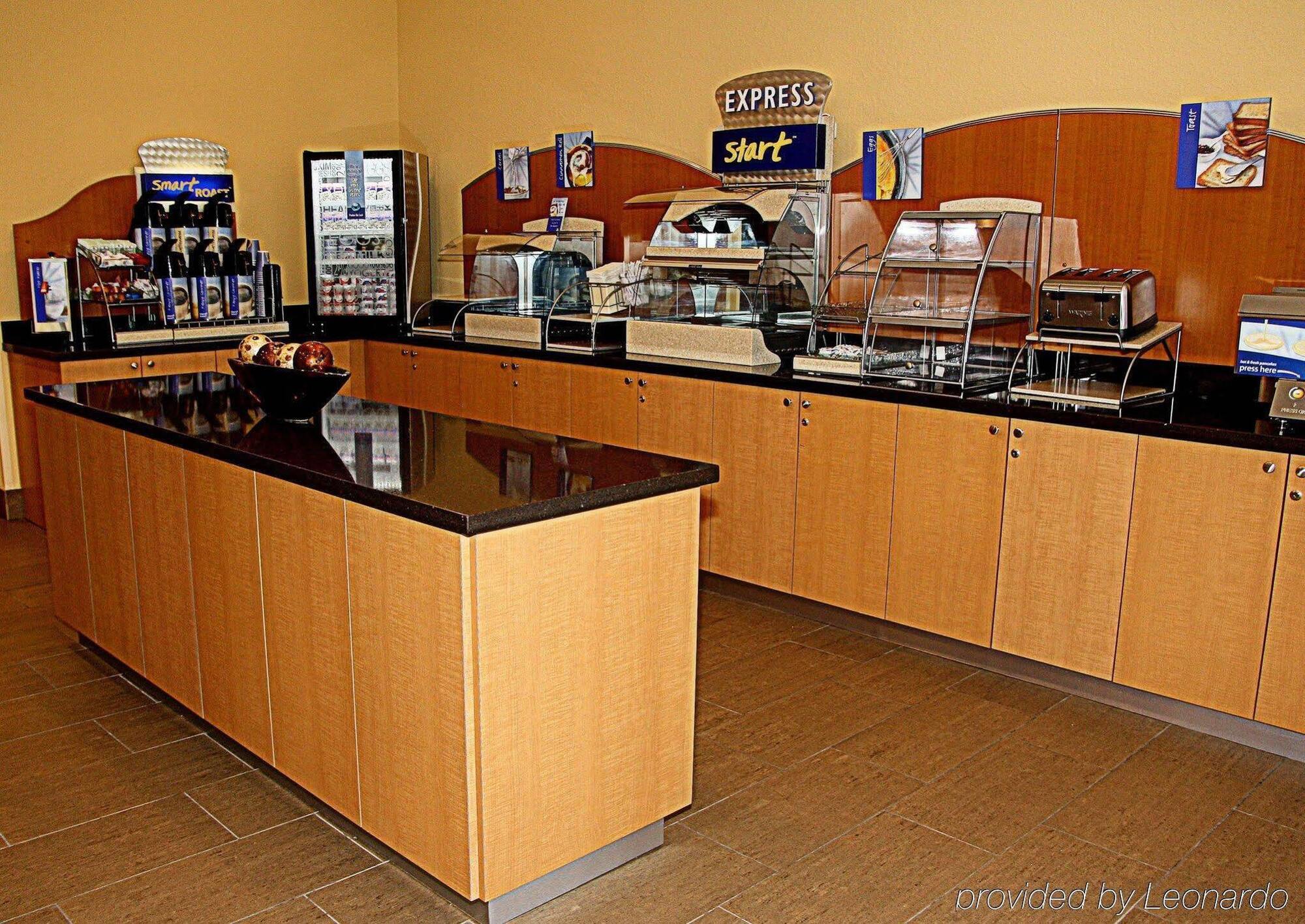 Holiday Inn Express Fort Lauderdale Airport South By Ihg Dania Beach Exterior photo